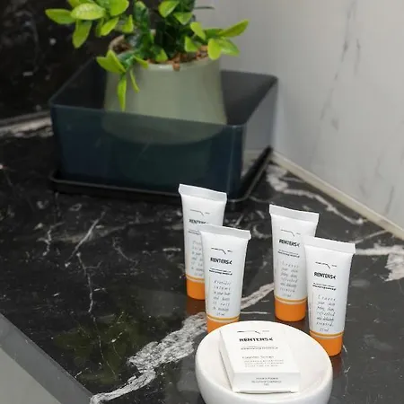 Classy Cracow Rakowicka By Renters 克拉科夫