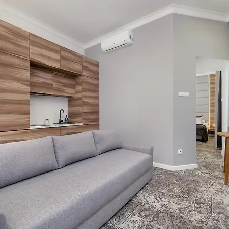 Classy Cracow Rakowicka By Renters Krakow