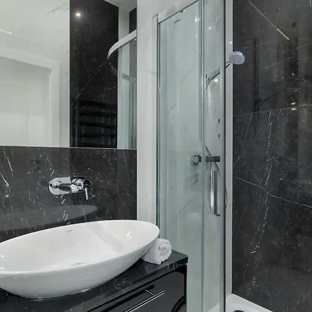 Classy Cracow Rakowicka By Renters *