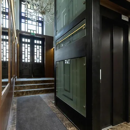 Classy Cracow Rakowicka By Renters Apartment