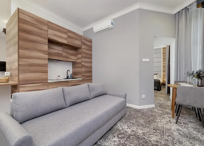 Classy Cracow Rakowicka By Renters Cracovia