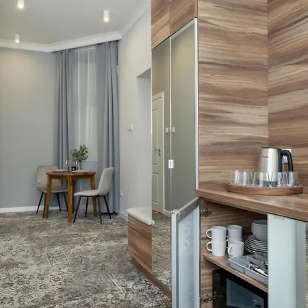 Classy Cracow Rakowicka By Renters Cracovia